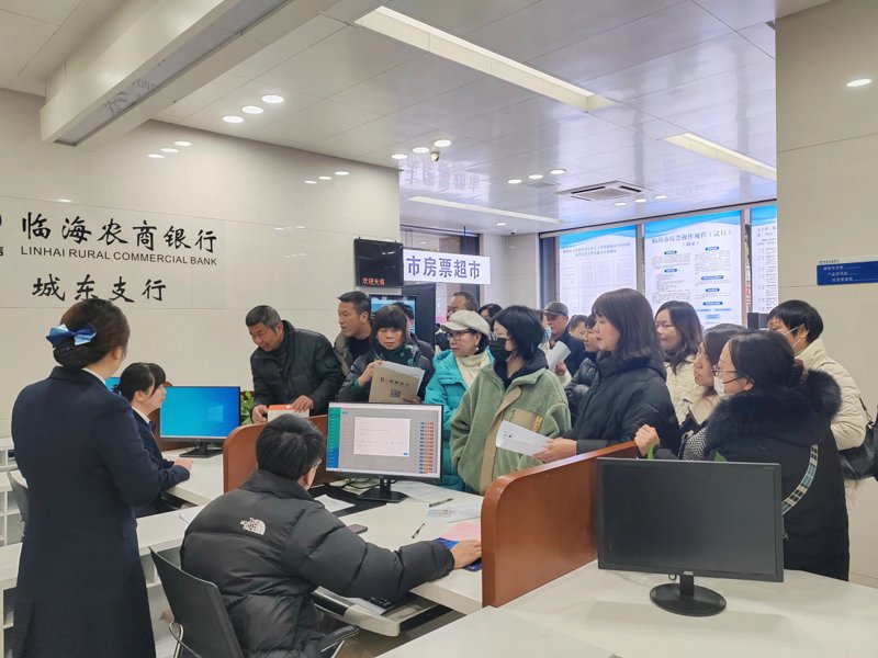 临海生活:一份惬意的诗篇
